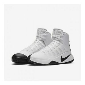 nike basketball shoes 2016